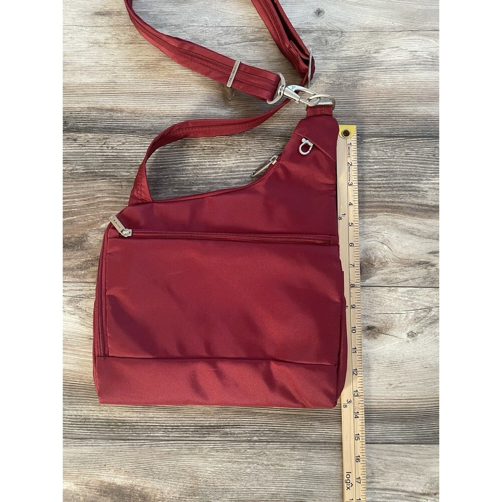 Travelon Anti-Theft Red Leather Crossbody Sling Bag Heritage Organizer Travel - Picture 6 of 10